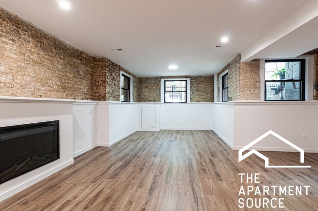 Building Photo - 1428 W Jonquil Ter