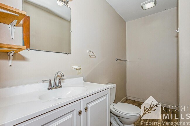 Building Photo - 1723 N Holyoke St