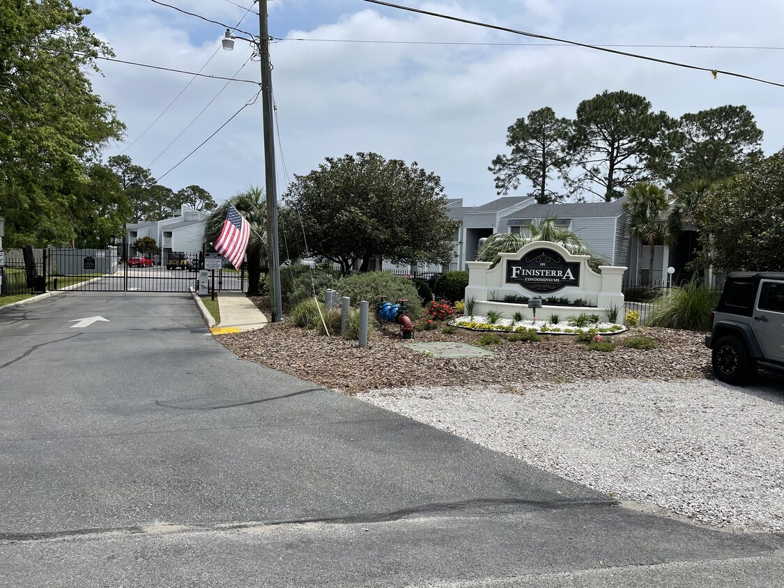 101 Old Ferry Rd Unit 4B, Shalimar, FL 32579 Condo for Rent in