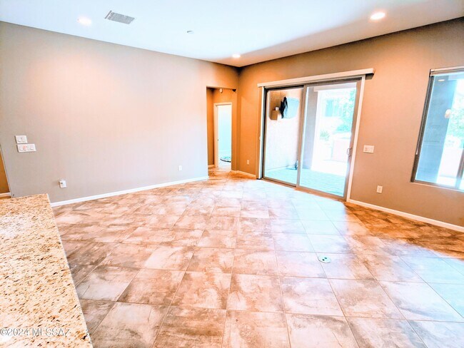 Foto del edificio - 61021 E Slate Rd