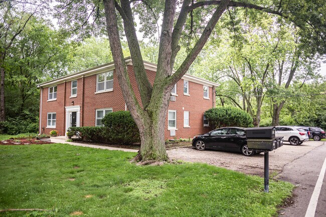 Building Photo - 4713 Elm St