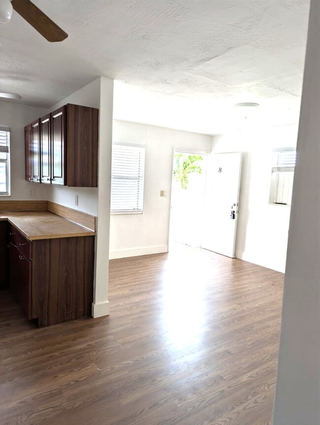 Building Photo - East Point