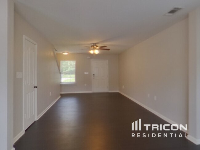 Building Photo - 5522 Graypark Drive Charlotte NC