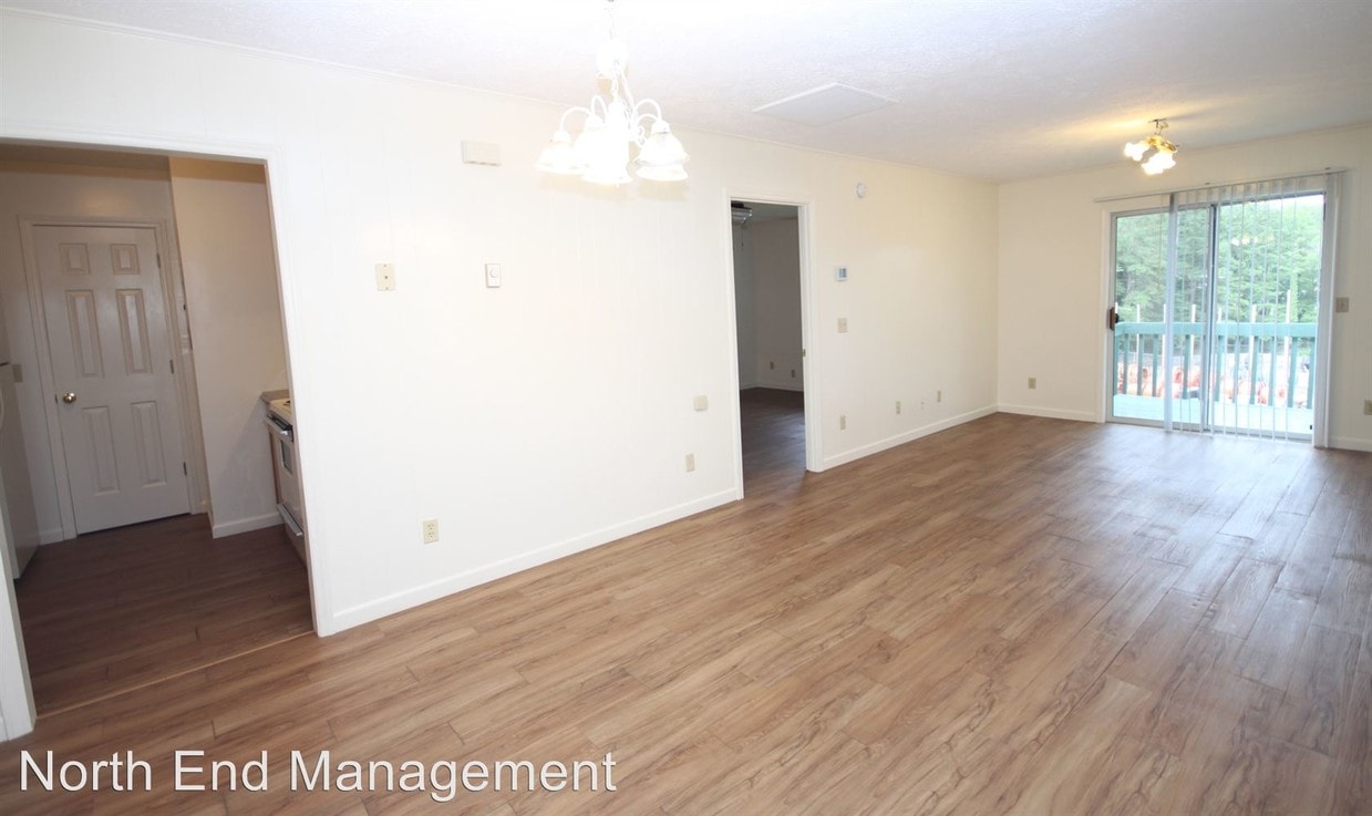 9 Shanna Dr, Weaverville, NC 28787 Room for Rent in Weaverville, NC