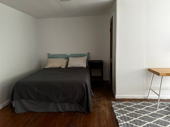 Foto del edificio - 79 Traver Rd