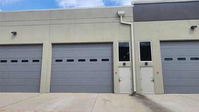 Building Photo - 1435 FM 1463