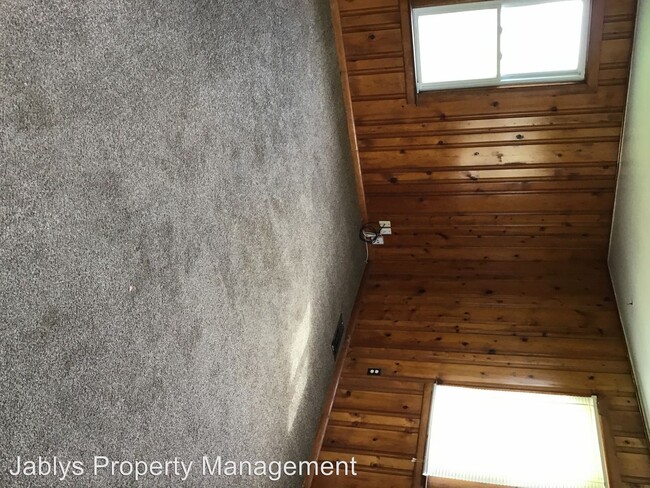 Foto del edificio - 3 br, 1 bath House - 4505 Clark St