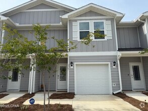 Building Photo - 1747 Jakes Dr