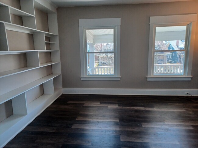Living Room - 135 Fordham Dr