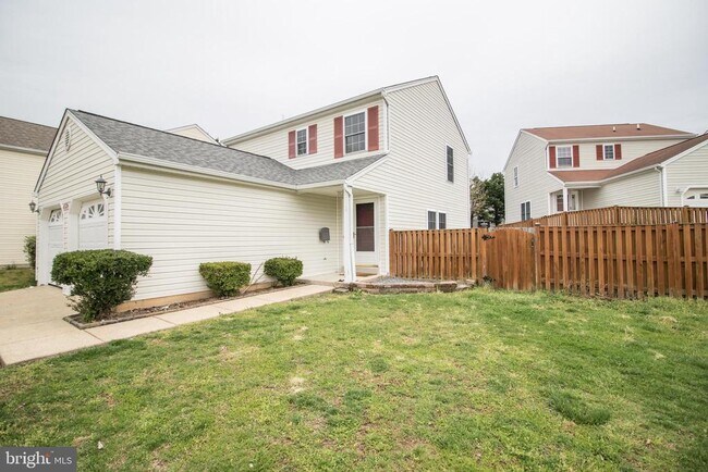 Building Photo - 45524 Coosan Ct