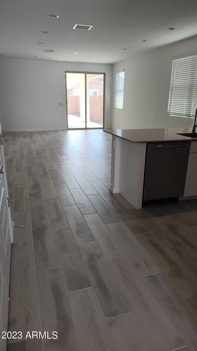 Foto del edificio - 2629 E Hidalgo Ave