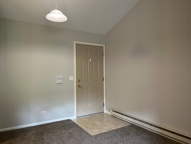 Building Photo - 320 Cunat Blvd