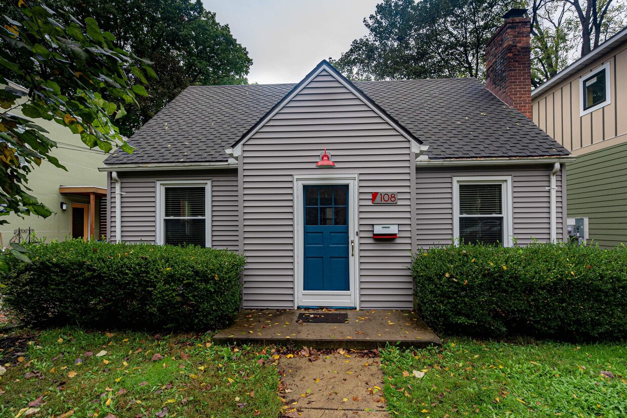 Primary Photo - 108 N Revena Blvd
