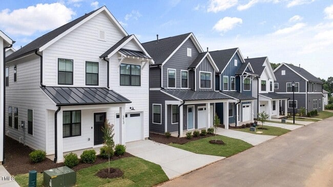 Building Photo - 554 E Hargett St