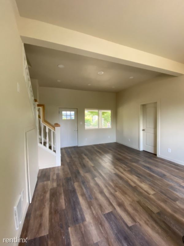 Building Photo - 2 br, 2 bath House - 507 Mt. Hood St.