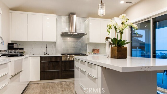 Foto del edificio - 16 N Stonington Rd