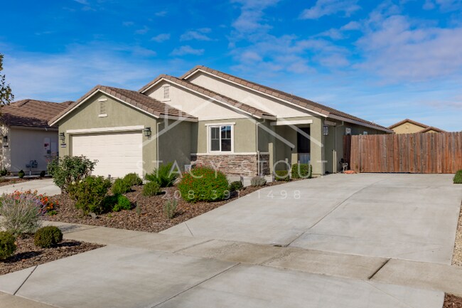 Foto del edificio - 1385 Deerwood St