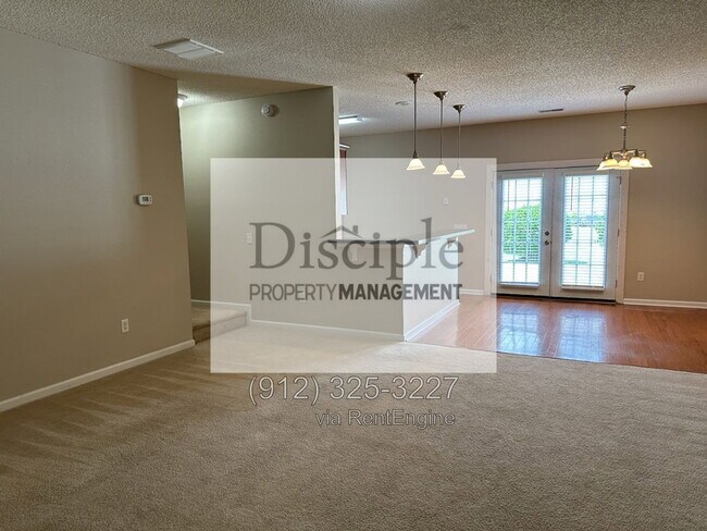Building Photo - 1045 Canyon Oak Loop