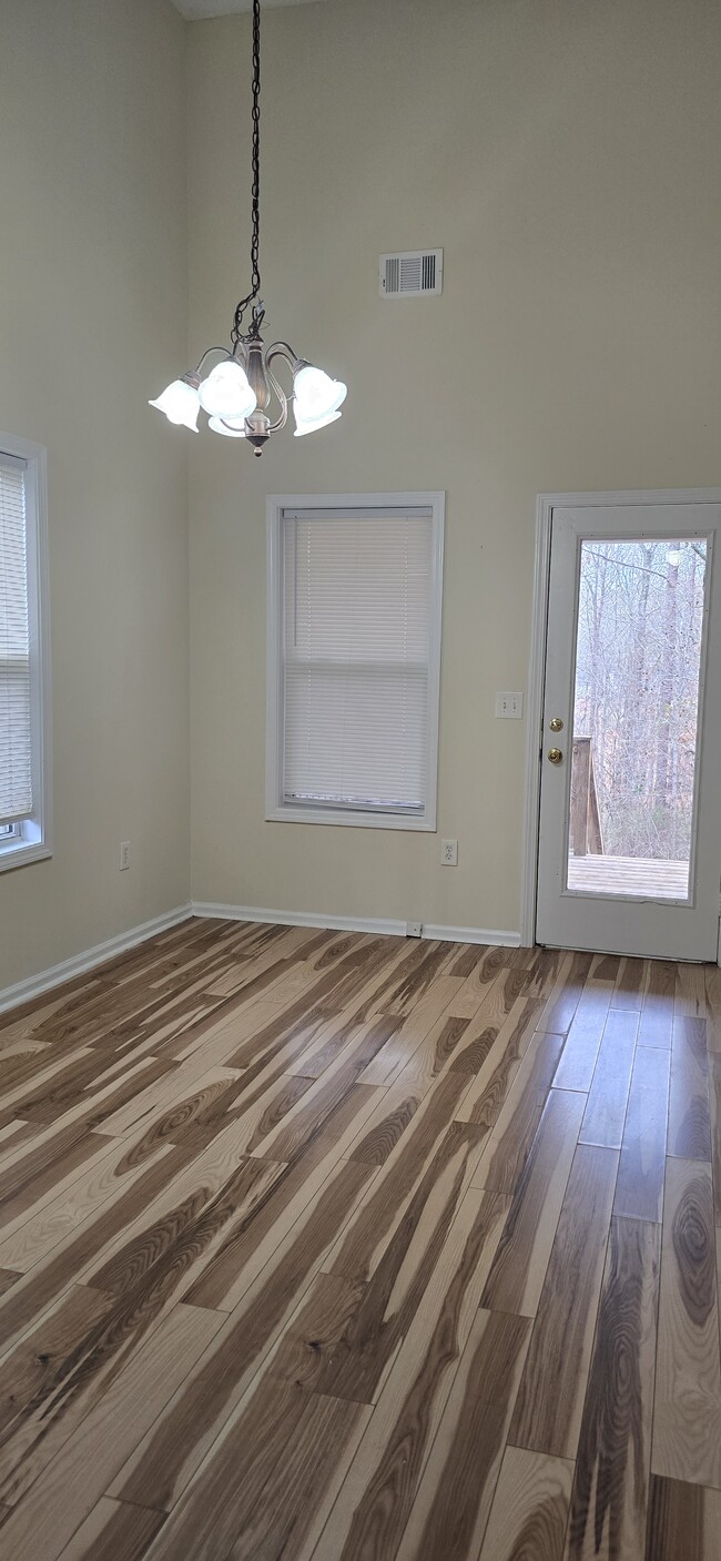 Building Photo - 85 Cashew Ct