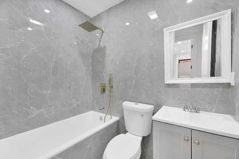 Foto del edificio - 687 Van Siclen Ave