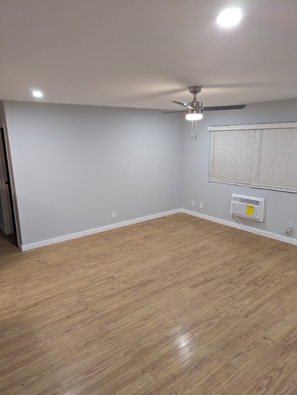 Foto del edificio - 7014 Lanewood Ave