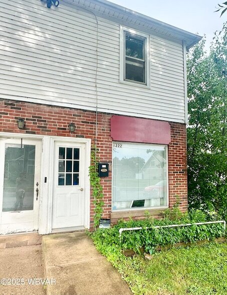 Foto del edificio - 1222 Clayton Ave