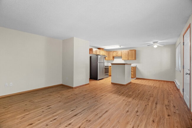 2 Bed 1 Bath Standard - 804 Sq Ft - Cedar Court Apartments