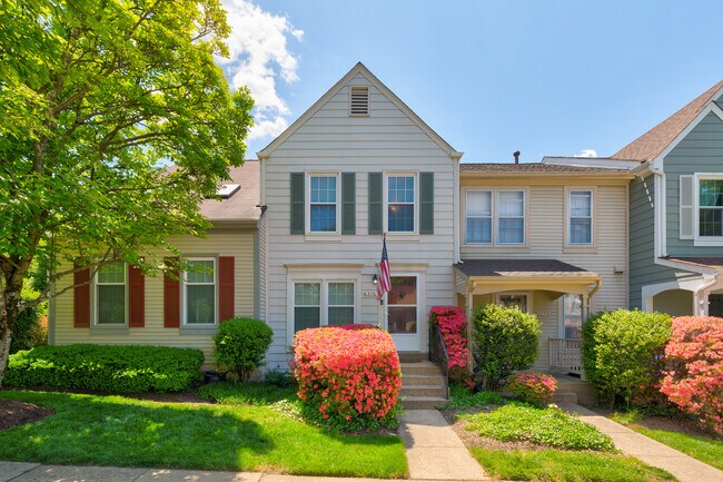 Foto del edificio - 6376 Chimney Wood Ct