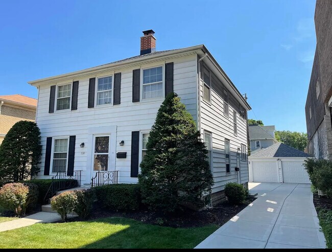 Building Photo - 530 N 63rd St