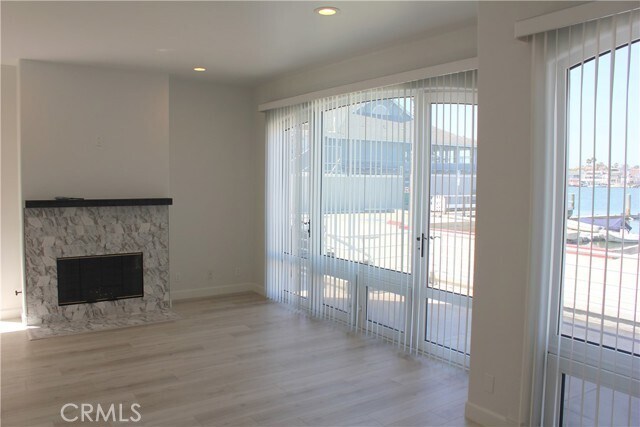 Foto del edificio - 813 E Bay Ave