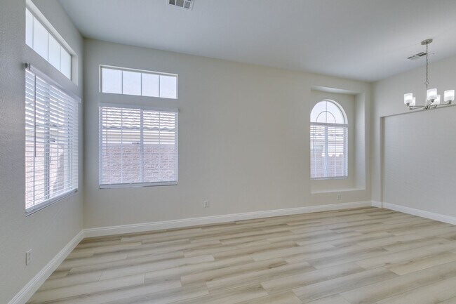 Foto del edificio - Newly Renovated 3-Bedroom Home in Summerlin
