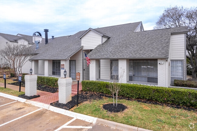 Leasing Office - z - Historical - The Ryan