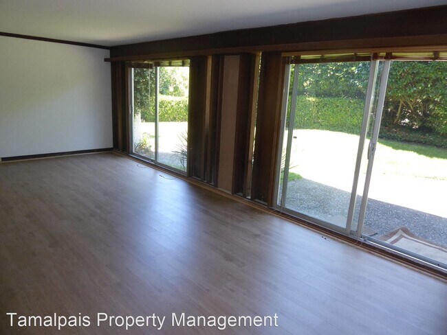 Building Photo - 2 br, 2 bath House - 2 Lyford Drive, #6