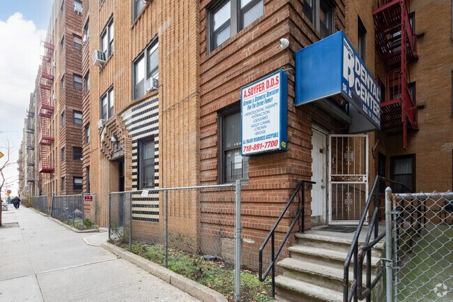 Foto del edificio - 3130 Brighton 6th Street