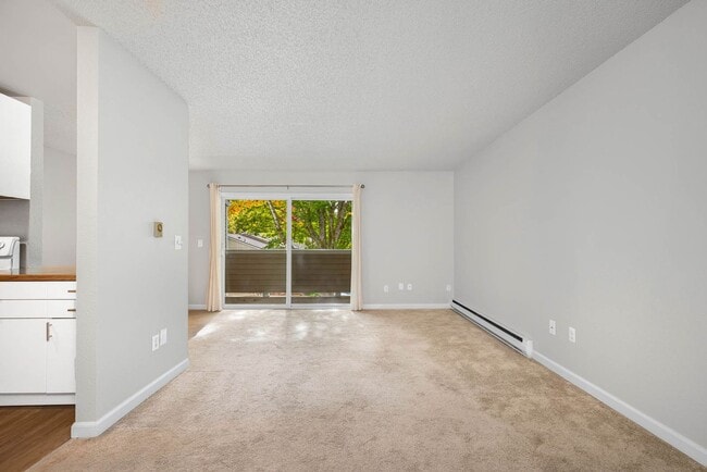Building Photo - 12513 NE 130th Way