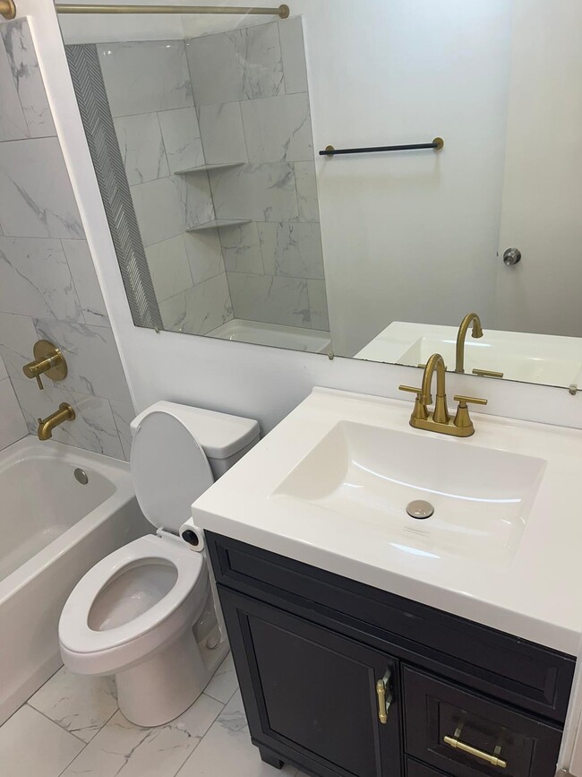 Building Photo - 13701 Modrad Way