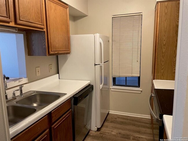 Building Photo - 4212 Medical Dr