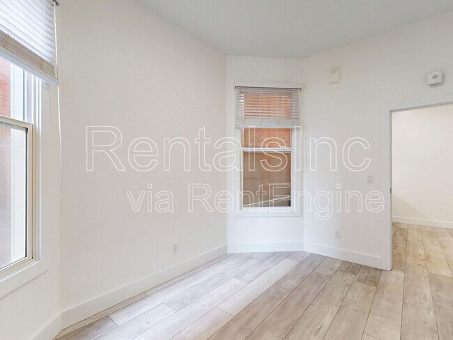 Foto del edificio - 759 6th Ave