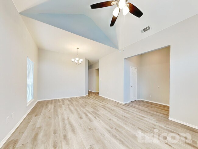 Foto del edificio - 1700 Bob Dr