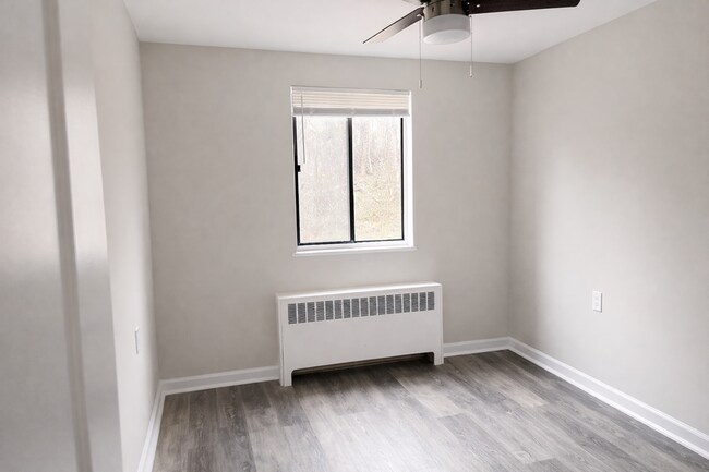 Foto del edificio - 2026 Move-In Special – $500 LEASE SIGNING BONUS!! Affordable 2-Bedroom Apartment in Southwest DC !!