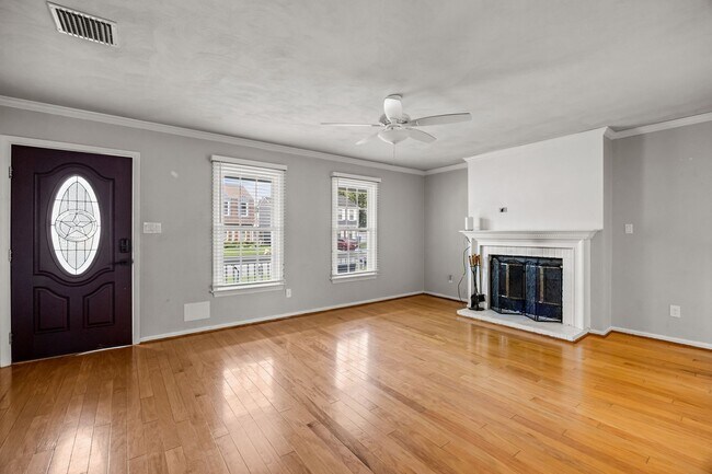 Building Photo - 4112 Stillwood Ct