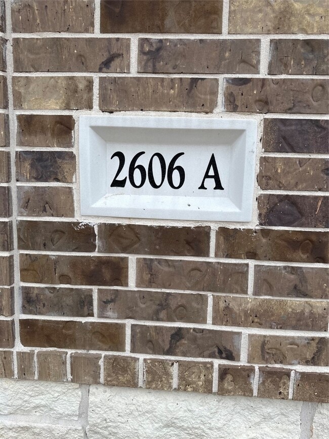 Building Photo - 2614 Appian Wy