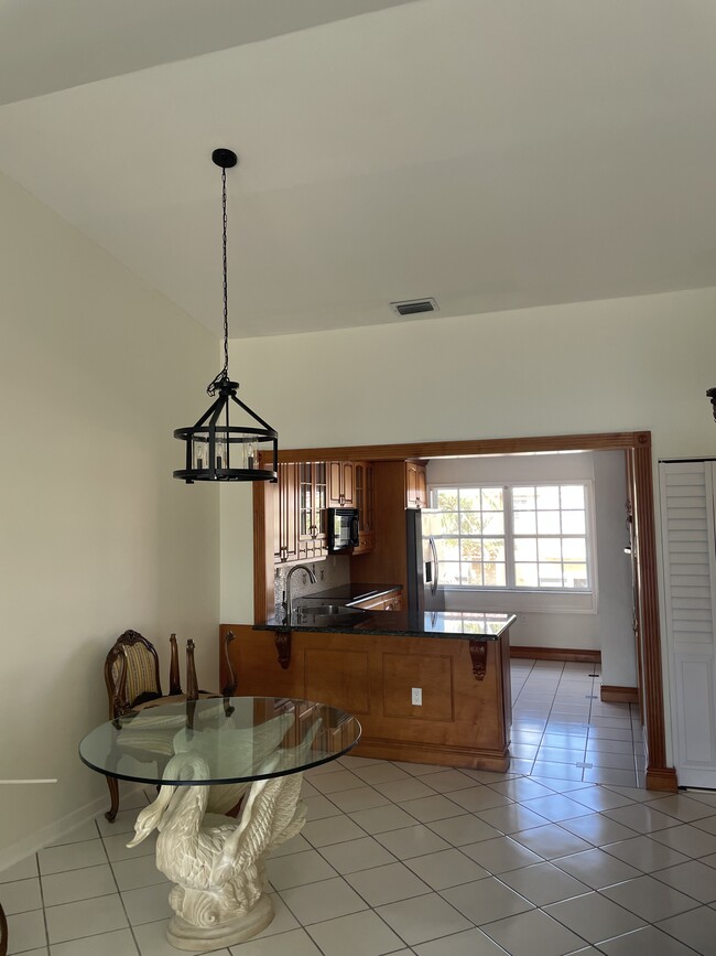 Building Photo - 14260 SW 57th Ln