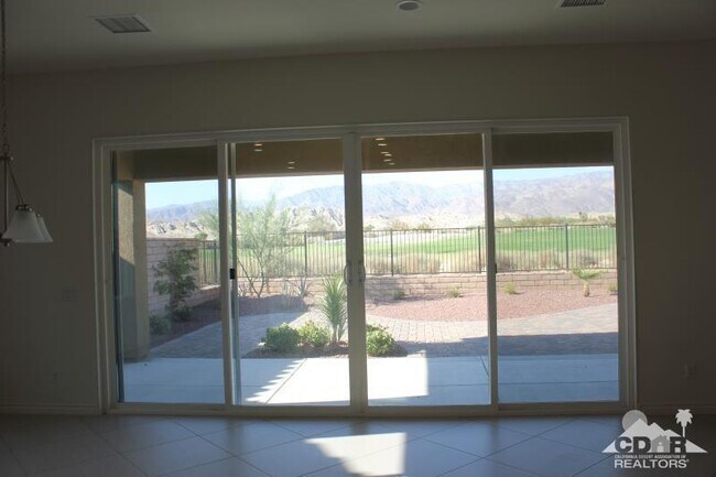 Foto del edificio - 84956 Bedero Ct