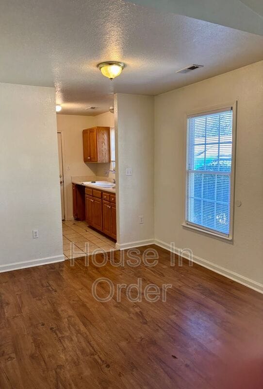 Foto del edificio - 41 Atkins St