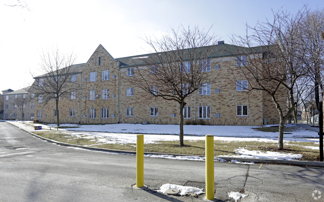 Building Photo - Hadley Terrace