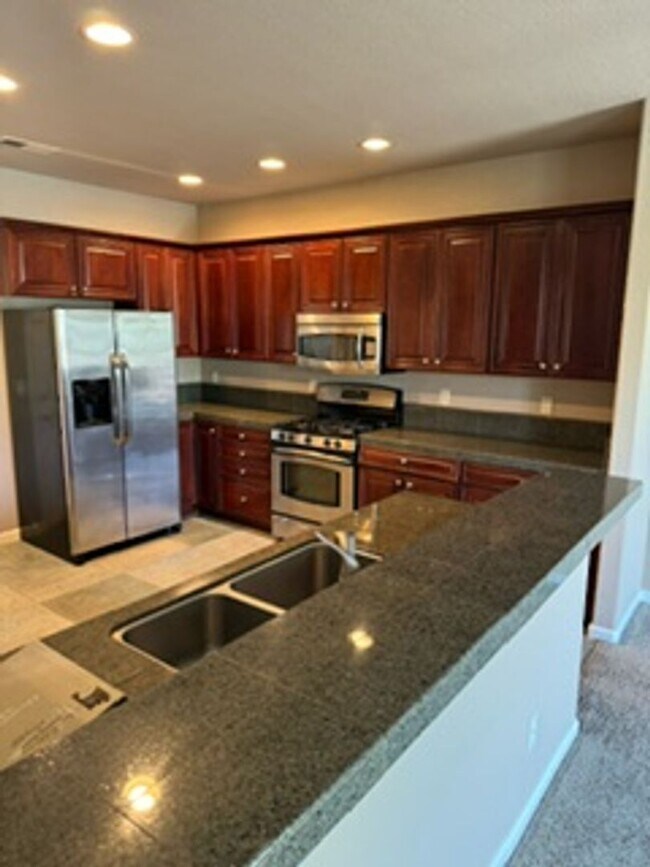 Foto del edificio - 1825 Resistol Dr