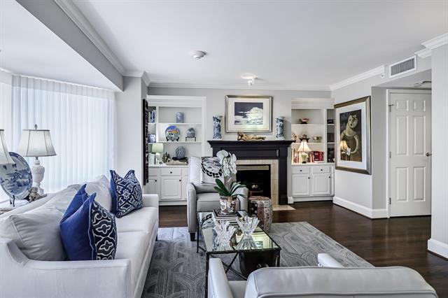 Building Photo - 4242 Lomo Alto Dr