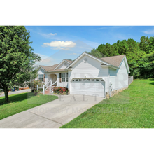 Building Photo - 111 Chestnut Oak Dr SW