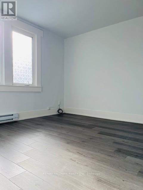 Building Photo - 2961 Lake Shore Blvd W